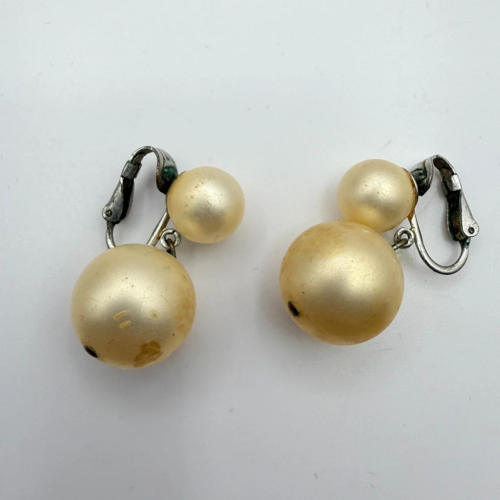 Vintage 90s Silver Tone Double Cream Faux Pearl Earrings Women's Classic Jewelry